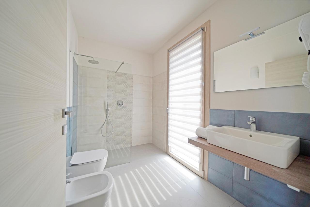 Gardaliva Blue Studio 3 Manerba del Garda Exteriör bild