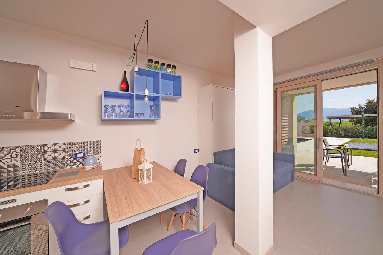Gardaliva Blue Studio 3 Manerba del Garda Exteriör bild